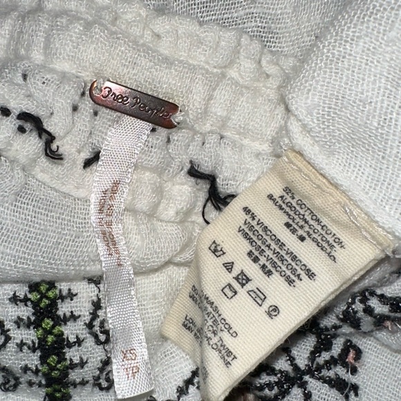 Free People Off-Shoulder Embroidered Blouse - White and Black - Picture 4 of 6